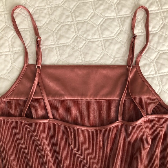 Mauve Ribbed Spaghetti Strap Romper - Picture 3 of 4